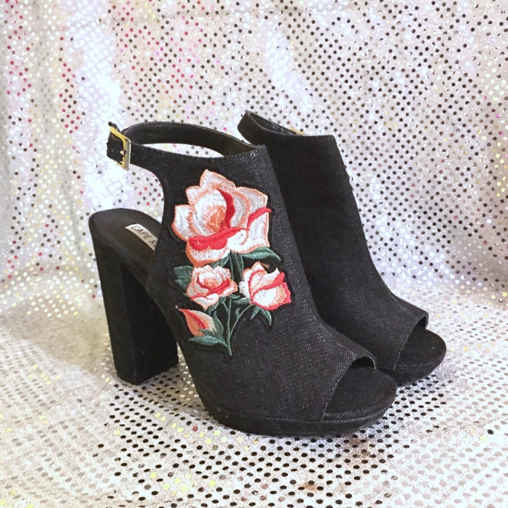 Cape Robbin “Fauna” Embroidered Heels